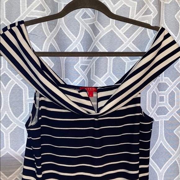 Guess - Picture 2 of 3